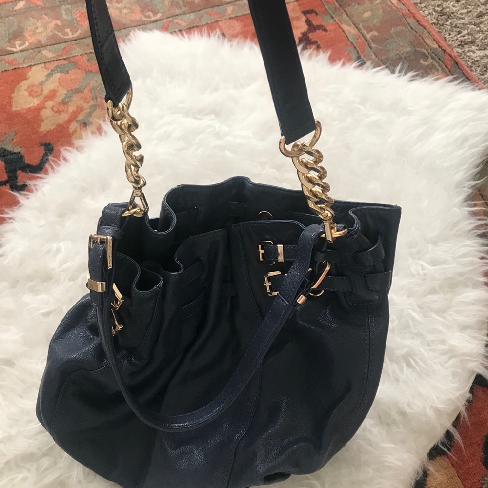 Michael Kors Buckle Bucket Shoulder Bag Navy - Picture 9 of 16